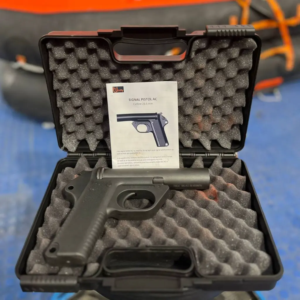 emergency signal launcher (1).webp