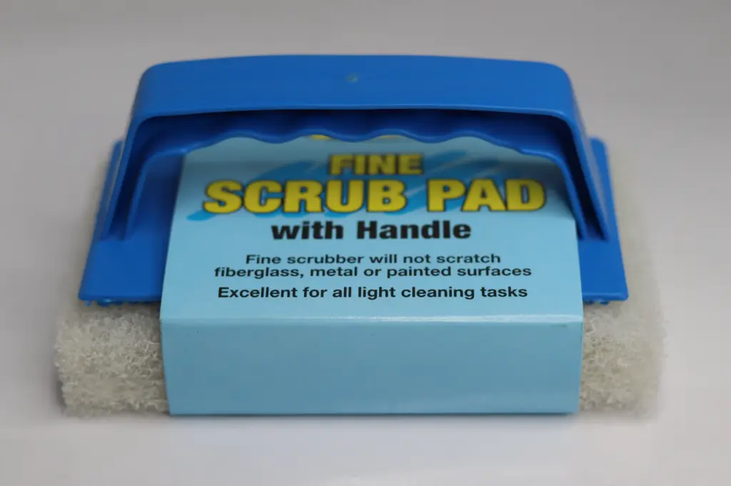 STARBRITE EXTEND-A-BRUSH FINE SCRUB PAD WITH HANDLE